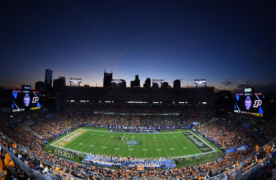 An overview shot of Nissan Stadium and the Nashville skyline during last year's Music City Bowl between Tennessee and Purdue.