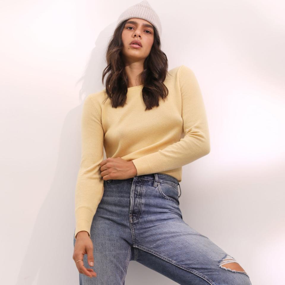 Everlane's Cashmere Crew is on sale for $112. Image via Everlane.