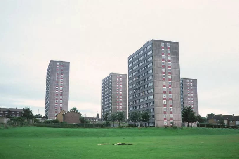 View of the tower blocks from Argyle Parade, 1987