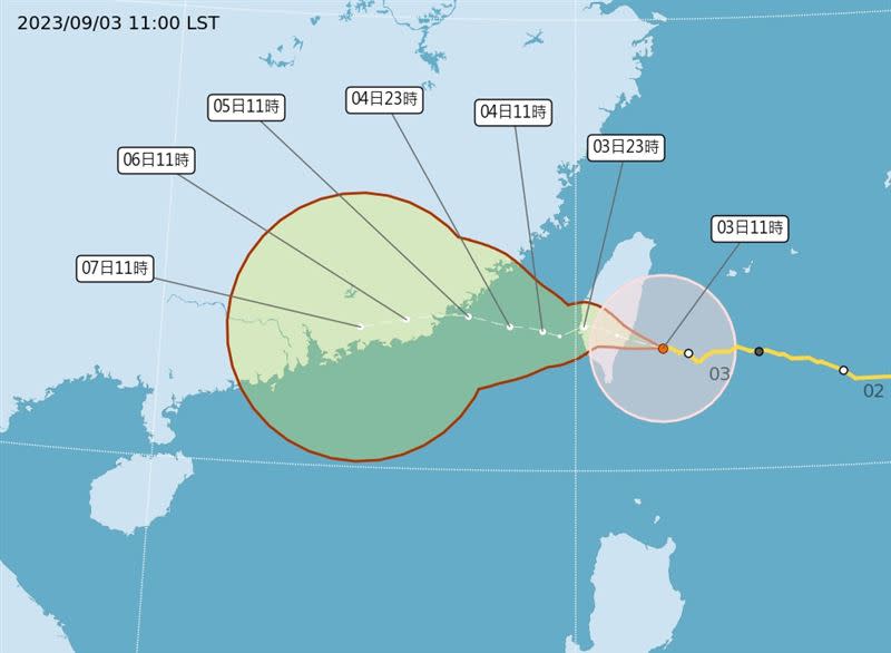 海葵颱風來襲，目前颱風的雲系已經完全包覆台灣。（圖／翻攝自中央氣象局）