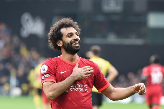 Mohamed Salah wonder-goal helps Liverpool beat Chelsea