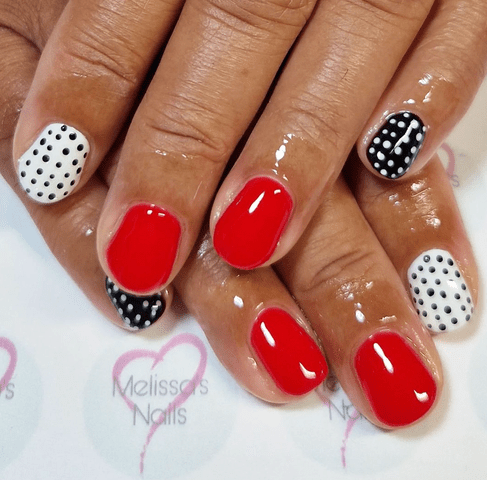 <p><a href="https://www.instagram.com/melissasnails83/" data-component="link" data-source="inlineLink" data-type="externalLink" data-ordinal="1">@melissasnails83</a></p>