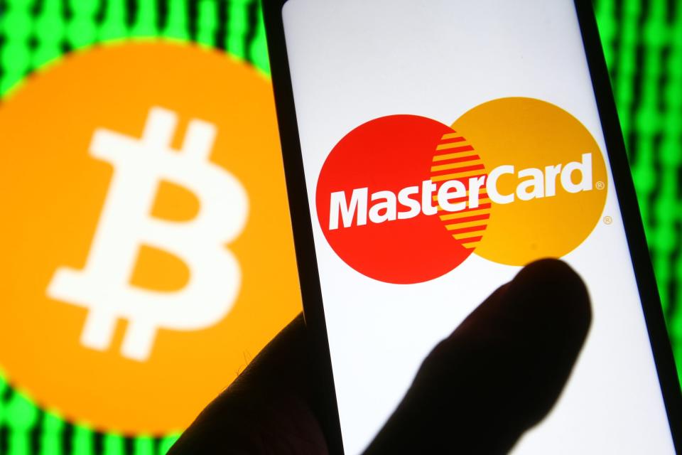 Mastercard will künftig auch Zahlungen mit Bitcoin ermöglichen. (Bild: Pavlo Gonchar/SOPA Images via ZUMA Wire)
