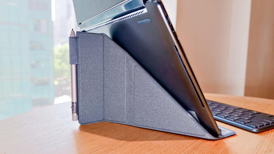 Lenovo Yoga Book 9i