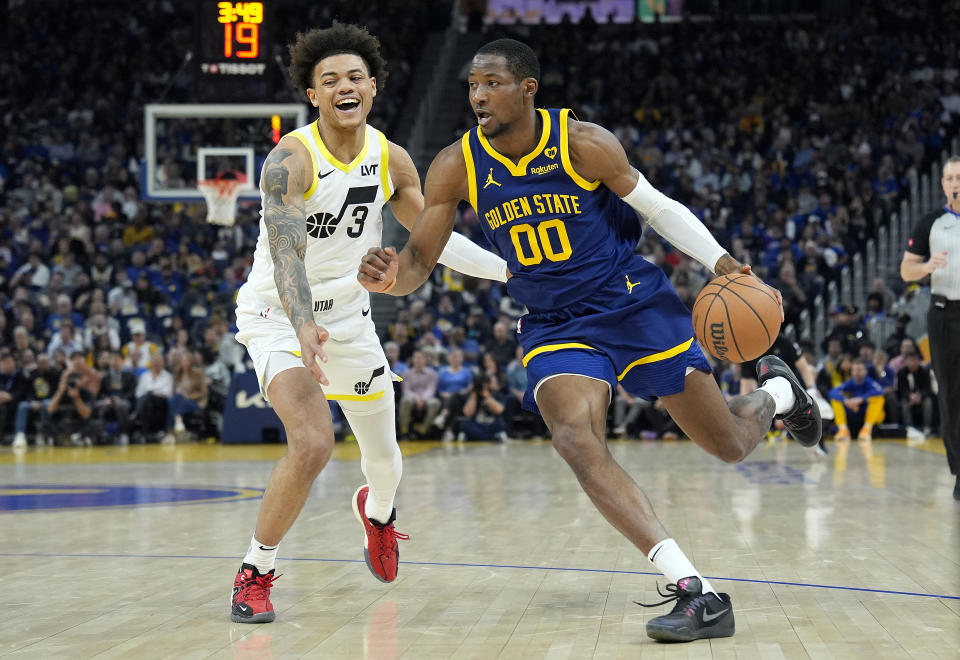 Jonathan Kuminga（持球者）。(Photo by Thearon W. Henderson/Getty Images)