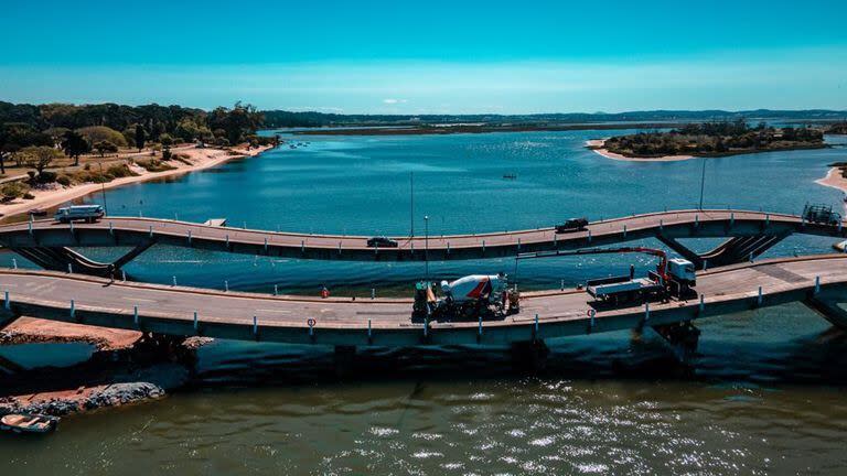 El Puente de La Barra, en Uruguay