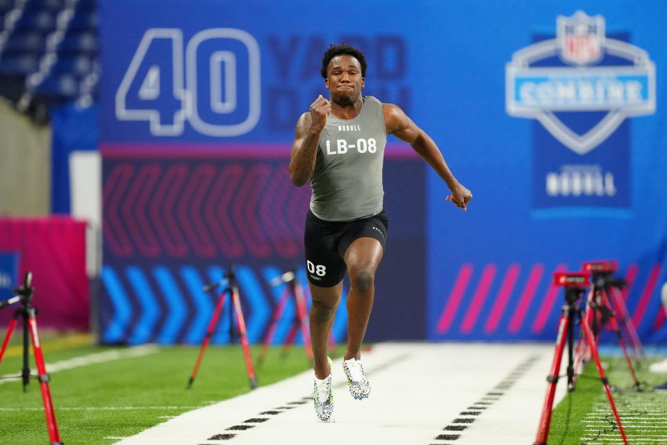 Feb 29, 2024; Indianapolis, IN, USA; Texas A&M linebacker Edgerrin Cooper (LB08) works out during the 2024 NFL Combine at Lucas Oil Stadium. Mandatory Credit: Kirby Lee-USA TODAY Sports