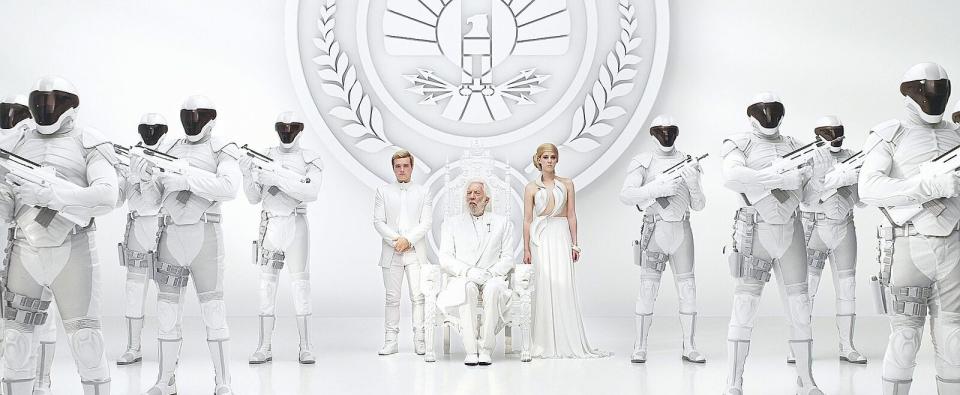 <em>Especially in white, the F2000 fits the aesthetic of the Capitol (Lionsgate)</em>