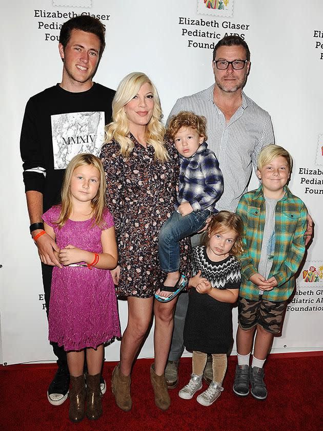 Jack McDermott, Stella McDermott, actress Tori Spelling, Finn McDermott, Hattie McDermott, actor Dean McDermott and Liam McDermott. Source: Getty Images.