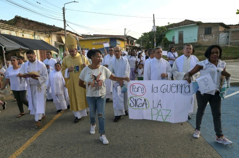 Marcha contra la violencia en una localidad del departamento colombiano del Cauca, el 25 de septiembre de 2023 (JOAQUIN SARMIENTO)