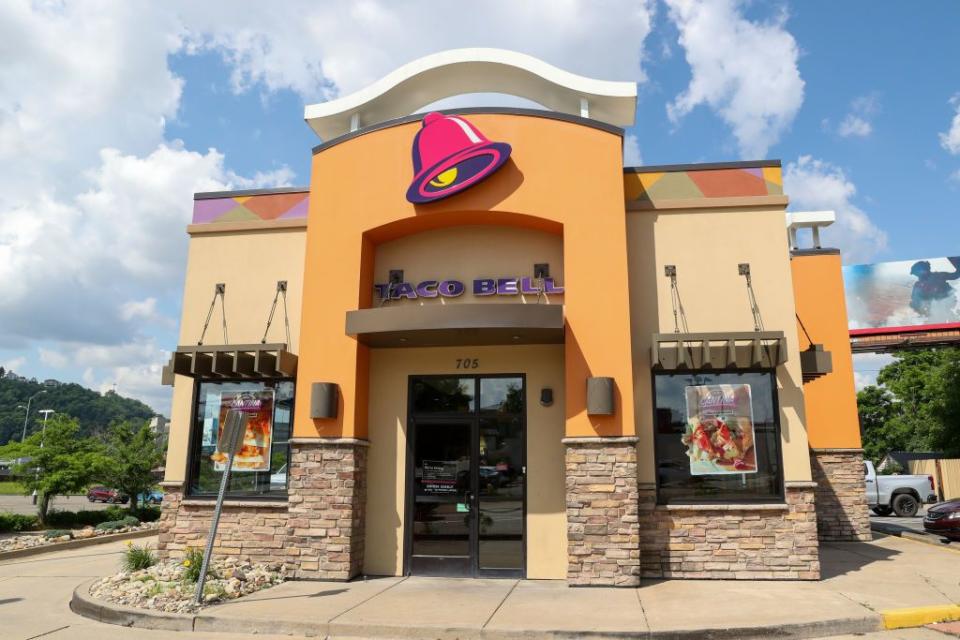 an general view of a taco bell fast food restaurant