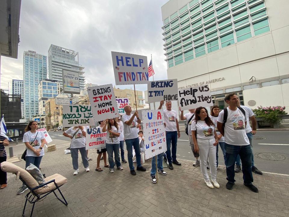 Outside of the United States embassy, the parents of a kidnapped American-Israeli dual citizen stood in protest in the hopes of gaining the attention of US President Joe Biden Monday. People gathered wearing shirts that read "Help Find Itay," with a photo of 19-year-old IDF soldier Itay Chen, who is believed to be held captive by Hamas terrorists in the Gaza Strip.