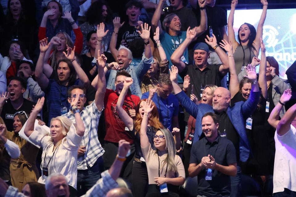 Attendees react as Tony Robbins speaks during eighth annual Silicon Slopes Summit at the Delta Center in Salt Lake City on Wednesday, Sept. 27, 2023. | Jeffrey D. Allred, Deseret News