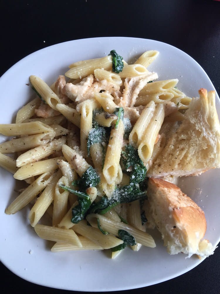 pasta boston chicken alfredo