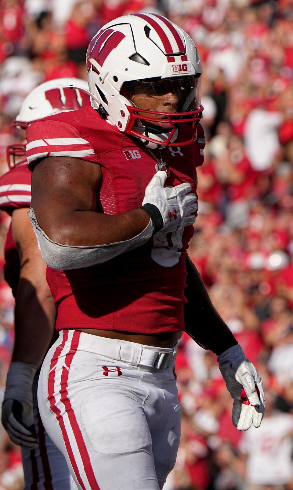 Wisconsin running back Braelon Allen celebrates his touchdown against Buffalo.