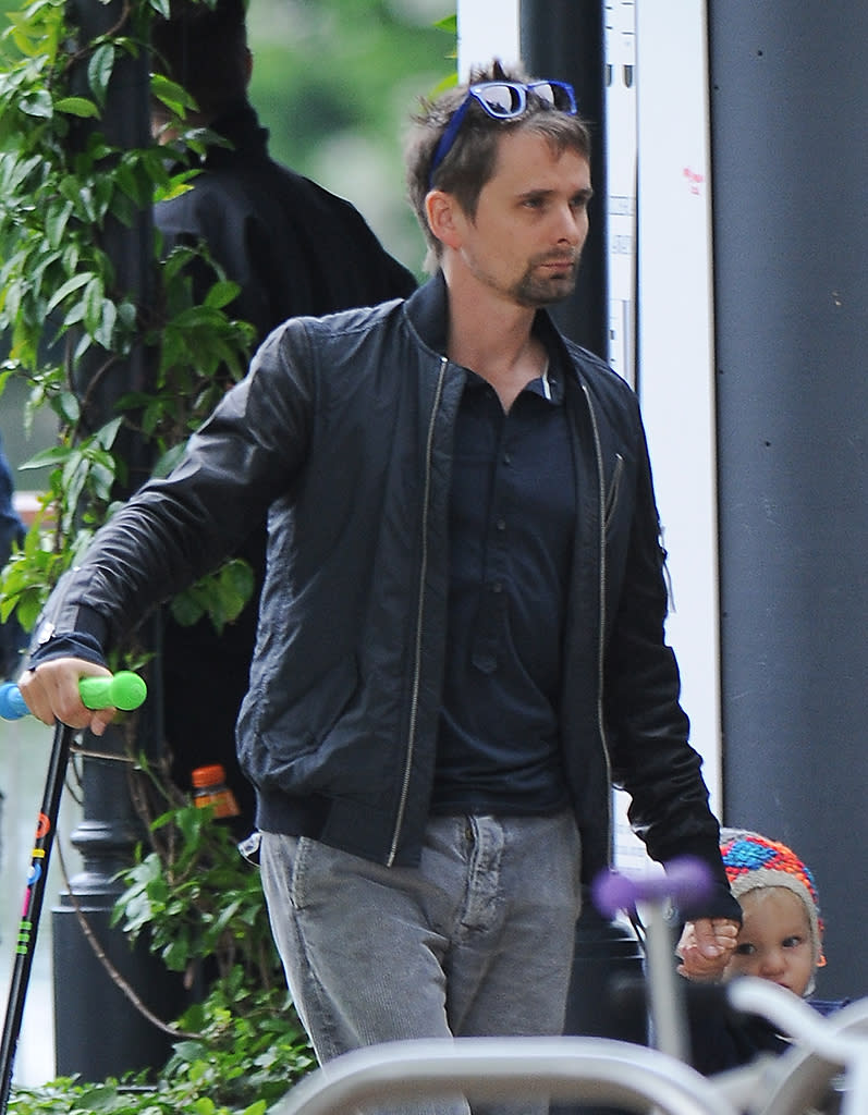 Matt Bellamy visits brings son Bingham Bellamy to visit Kate Hudson on the set of "Good People."