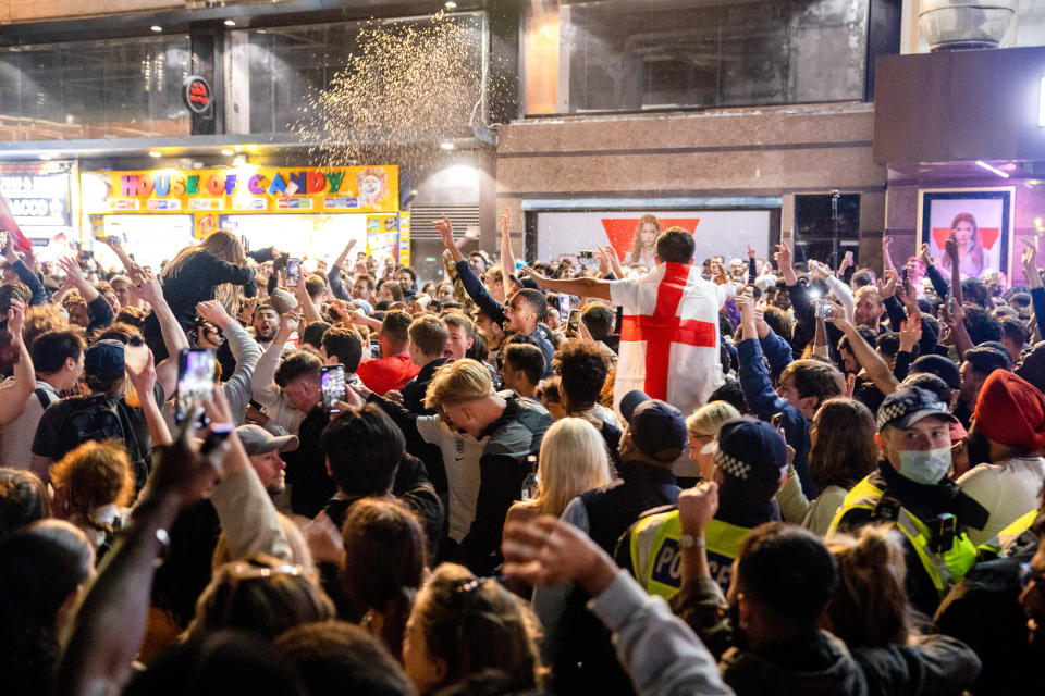  Crowds of jubilant football fans gather at Leicester Square to celebrate the victory.
Thousands of England football fans gathered at central London to celebrate the triumph against the Denmark team in the semifinal match. England beat Denmark 2-1. (Photo by Hesther Ng / SOPA Images/Sipa USA) 