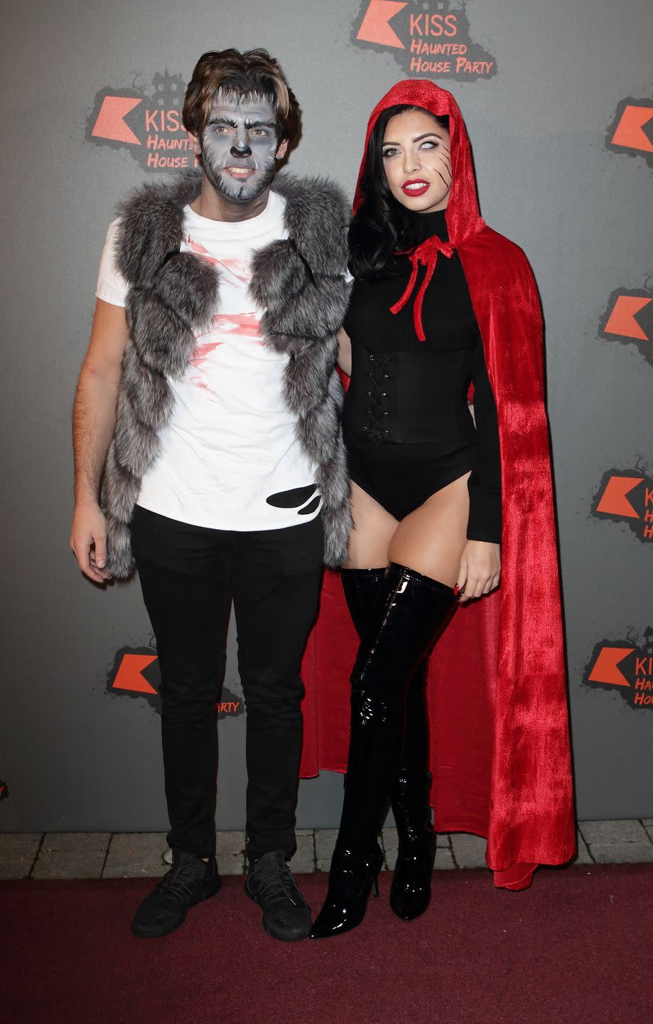 couples halloween costumes little red riding hood and the big bad wolf