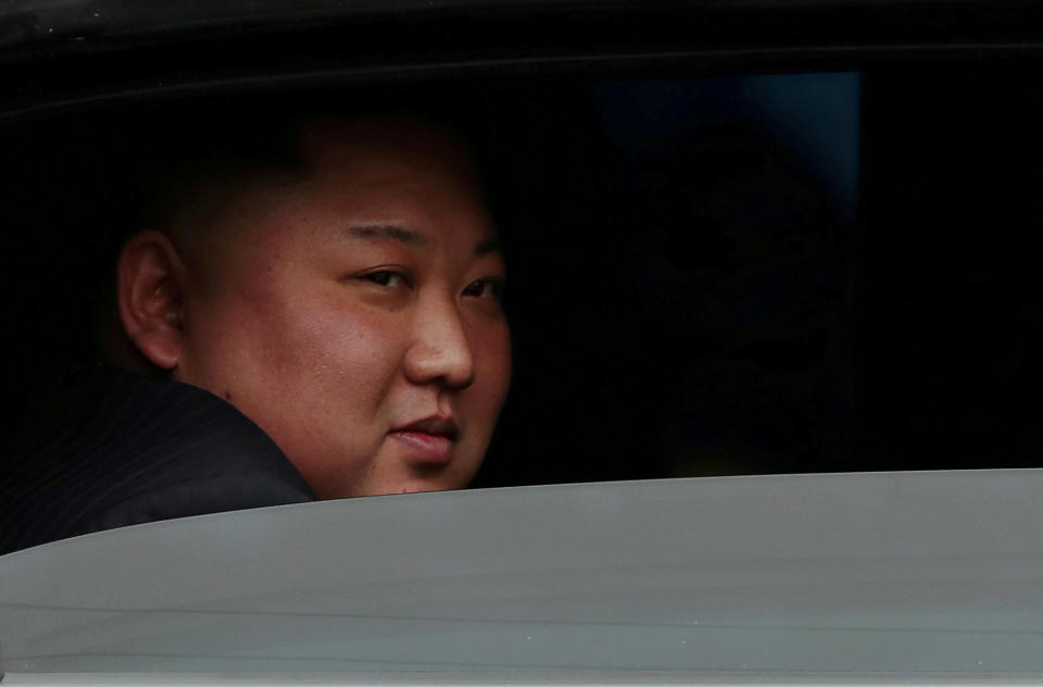 Le Dirigeant Nord-Coréen Kim Jong Un Est Assis Dans Son Véhicule Après Son Arrivée À La Gare De Dong Dang, Au Vietnam, À La Frontière Avec La Chine, Le 26 Février 2019. Photographe De Reuters Athit Perawongmetha : 