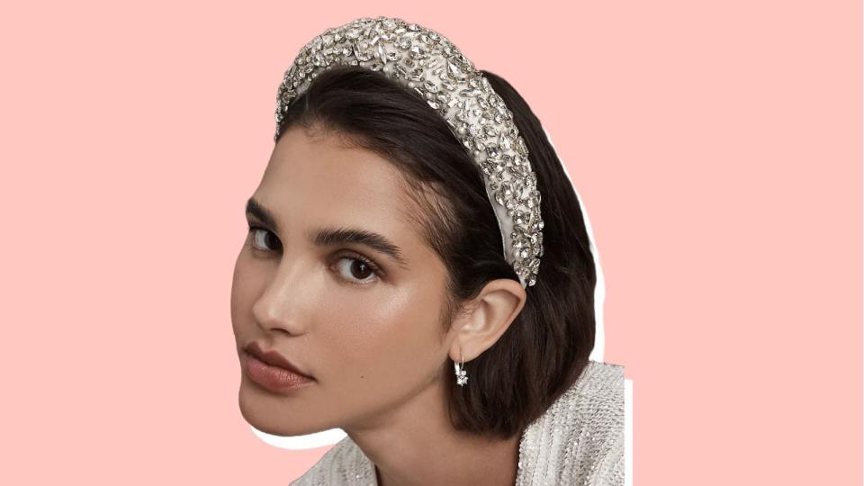 Add major bling with this Retrofete headband.