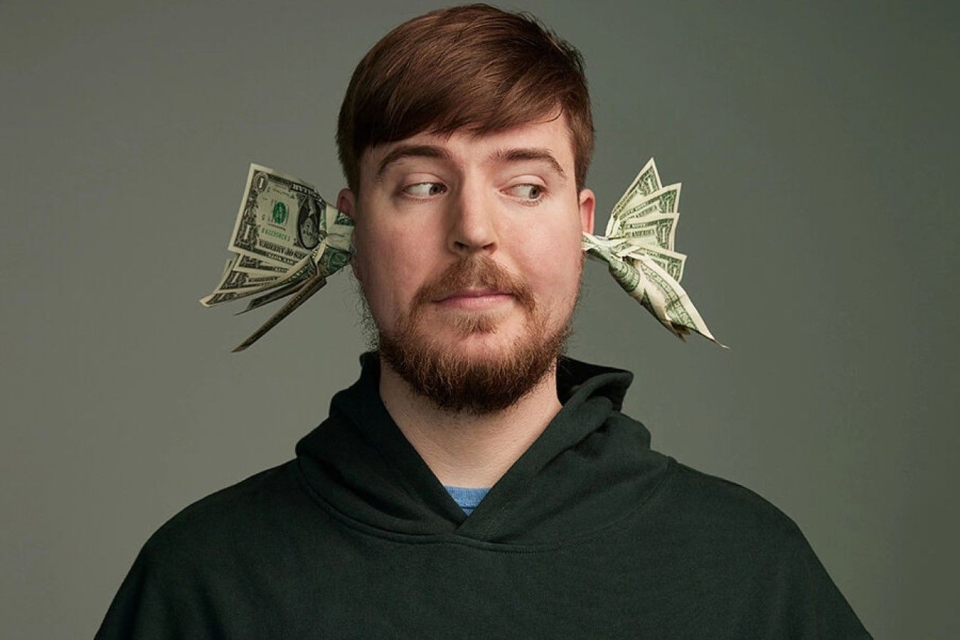 Forbes estima que las ganancias de MrBeast, cuyo nombre real es Jimmy Donaldson, entre junio de 2022 y junio de 2023 alcanzaron los 82 millones de dólares. Fuente de la imagen: Forbes.