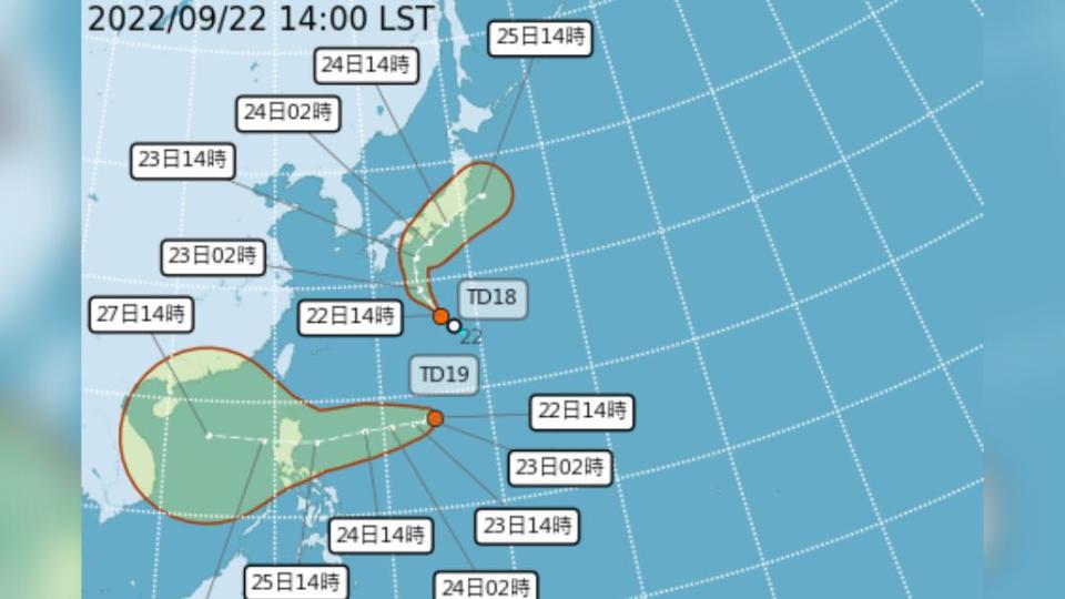 台灣附近海域目前有2個熱帶性低氣壓。（圖／中央氣象局）