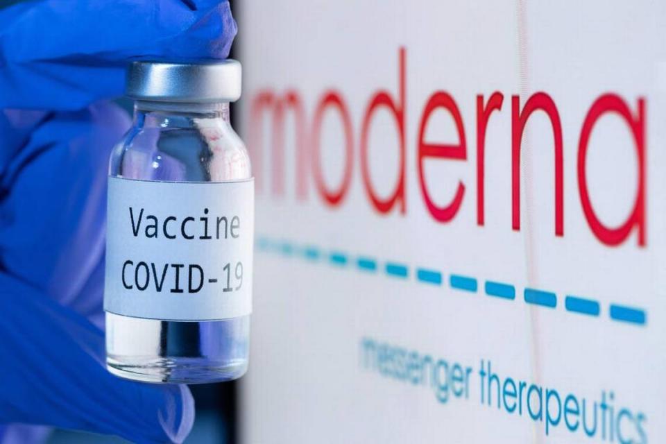 Florida is preparing to send its first shipment of Moderna’s COVID-19 vaccine, the second drug to receive emergency use authorization in the country, to 173 hospitals across the state, including in South Florida.