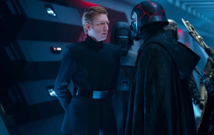 General Hux talks to a soldier in The Force Awakens.