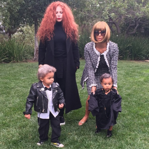 Kim Kardashian est Anna Wintour et North West est Andre Leon Talley.