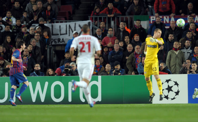 Ahead ofBarcelonas clash withManchester United in the Champions League tonight,Messi talksFourFourTwothrough the most iconic moments of a stellar career including one of my favourite goals from the 2009 final...