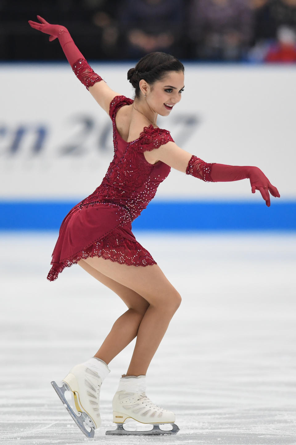 <p>Evgenia Medvedeva of Russia competes during the figure skating Japan Open at Saitama Super Arena on October 7, 2017 in Saitama, Japan. (Photo by Takashi Aoyama/Getty Images) </p>