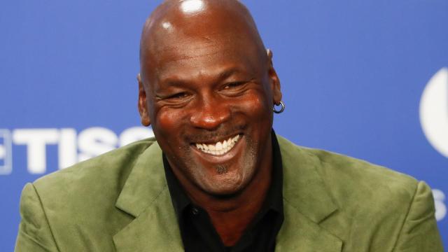 forsætlig Verdensvindue gør ikke Michael Jordan's Net Worth as He Makes Record-Setting 60th Birthday Donation