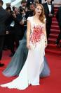 <p>Jessica stunned in a custom white-and-red Zuhair Murad gown.<br><i>[Photo: Getty]</i> </p>