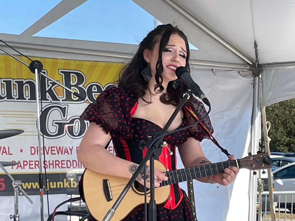 EmiSunshine gets toes tapping singing “Tennessee Whiskey” at the third annual Farragut Harvest Festival at Village Green Shopping Center, Oct. 22, 2023.