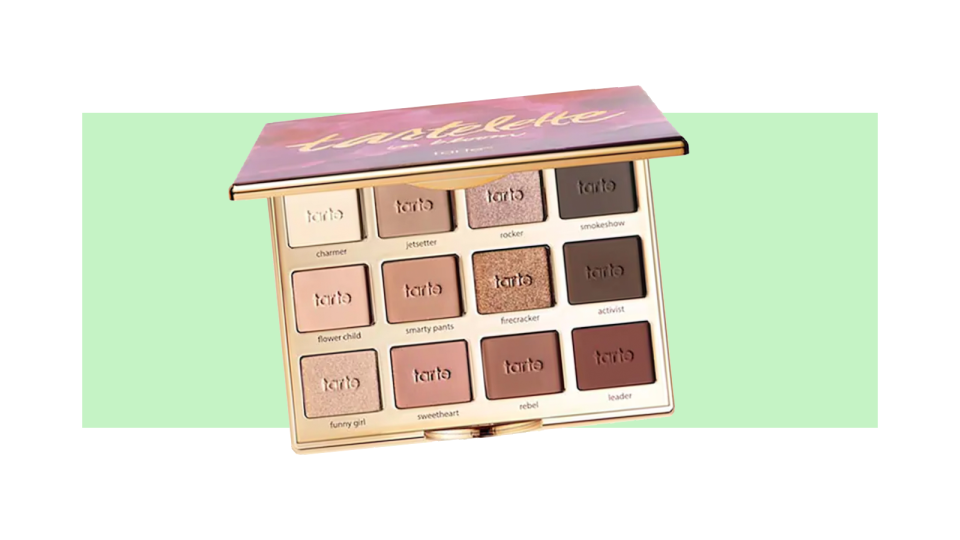 Create your perfect everyday eye look with the Tarte Tartelette In Bloom Clay Eyeshadow Palette.