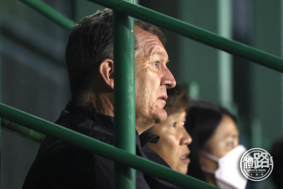 香港女足主帥列卡度及經理王若玲都有入場觀戰。
