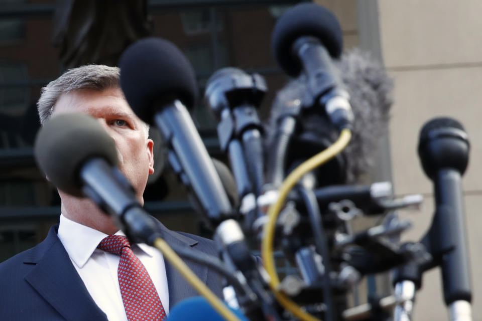 <p>Kevin Downing, with the defense team for Paul Manafort, approaches the microphones to speak briefly to the media outside of federal court after the third day of jury deliberations in the trial of the former Donald Trump campaign chairman, in Alexandria, Va., Monday, Aug. 20, 2018. (Photo: Jacquelyn Martin/AP) </p>