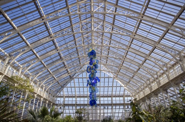 Chihuly at Kew: Reflections on Nature exhibition