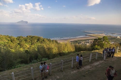 【宜蘭旅遊】【宜蘭一日遊】伯朗咖啡城堡二館、一館+噶瑪蘭威士忌酒堡+八