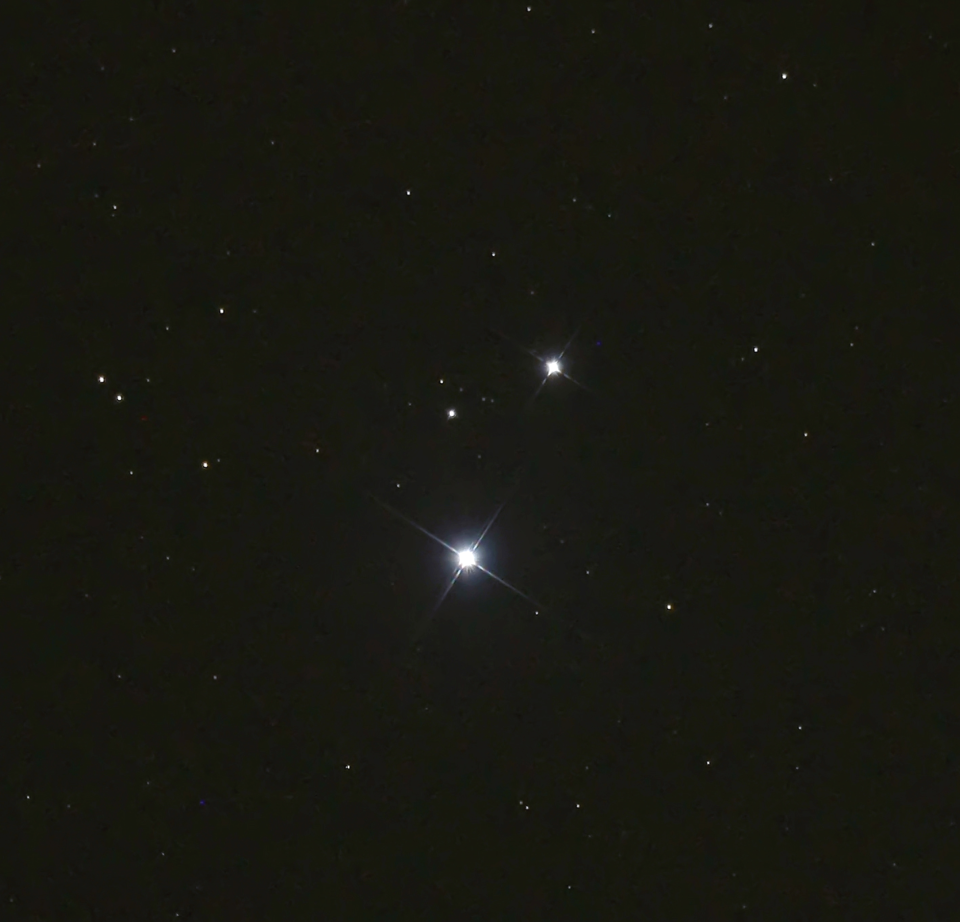 The apparent binary star, Mizar and Alcor, - Credit: pete lawrence