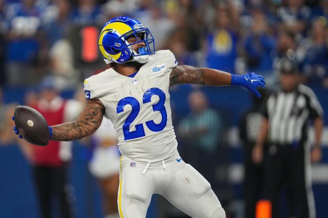 Los Angeles Rams come from behind in fourth quarter to win Super