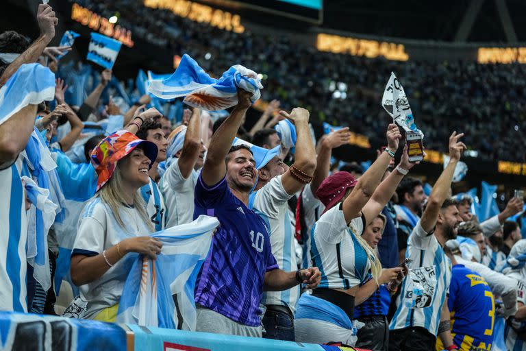 Los argentinos aguardan por el Mundial Sub 20; la fiebre mundialista hizo que ya se agoten las entradas de la final