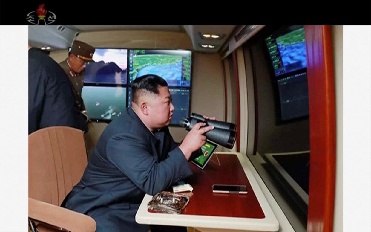 Kim Jong-un supervises the test of new weapons this week - KRT