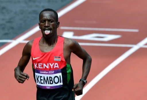 El keniata Ezekiel Kemboi se proclamó el domingo 5 de agosto de 2012 campeón de los 3.000 m obstáculos en los Juegos Olímpicos de Londres-2012 con un tiempo de 8 minutos 18 segundos y 56 centésimas. (AFP | gabriel bouys)