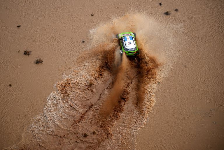 Sebastián Halpern, el empresario y deportista que desafía desde 2011 al Rally Dakar; en 2023, el mendocino terminó noveno en la categoría autos