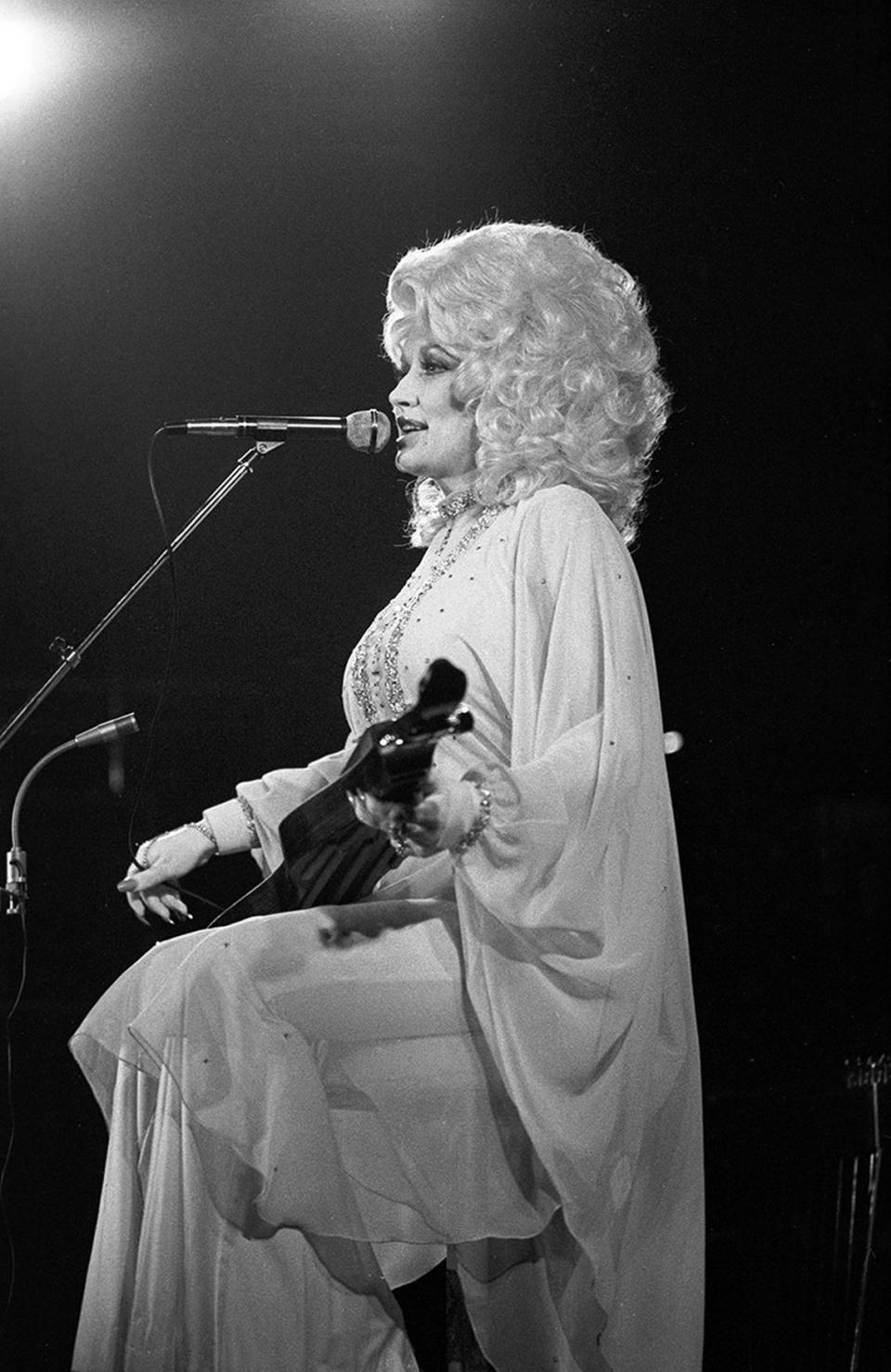 Dec. 2, 1977: Dolly Parton performing in concert at Panther Hall in Fort Worth, Texas, to a crowd of 1,250 people in the venue’s country music ballroom.