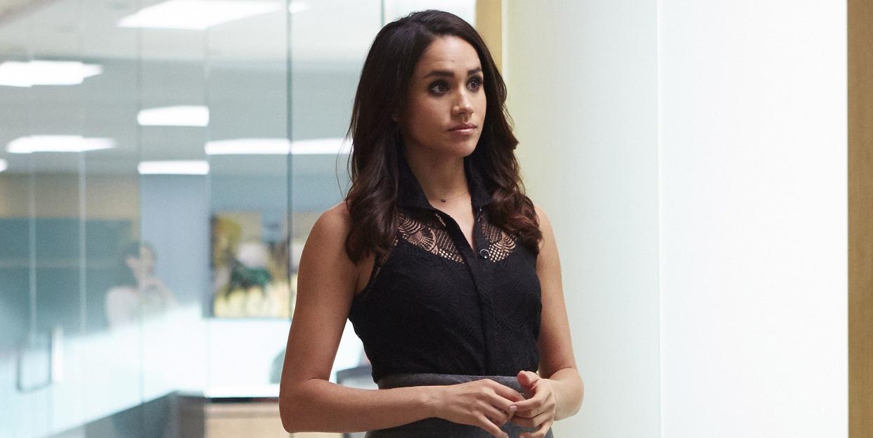 meghan markle on suits set