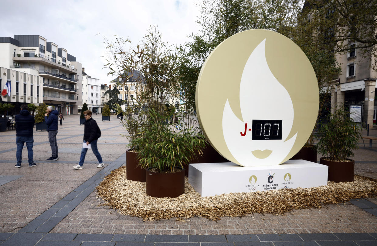 Paris 2024 Olympics - Shooting Test Event - Chateauroux Shooting Centre, Chateauroux, France - April 10, 2024 General view of an Olympics countdown in Chateauroux REUTERS/Stephane Mahe