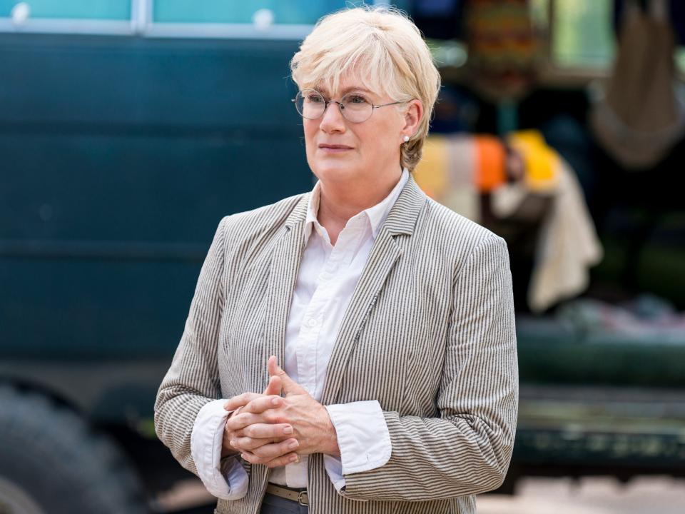 TWD 812 Jayne Atkinson as Georgie on "The Walking Dead."