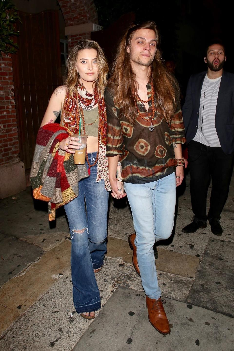 <h1 class="title">Paris Jackson and Gabriel Glenn head out after an acoustic performance in Hollywood</h1><cite class="credit">Photo: Backgrid</cite>